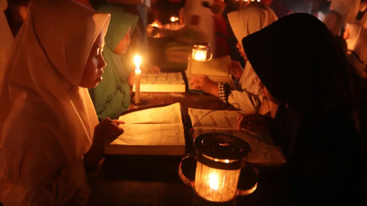 Doa Pasang Lampu Malam Lailatul Qadar